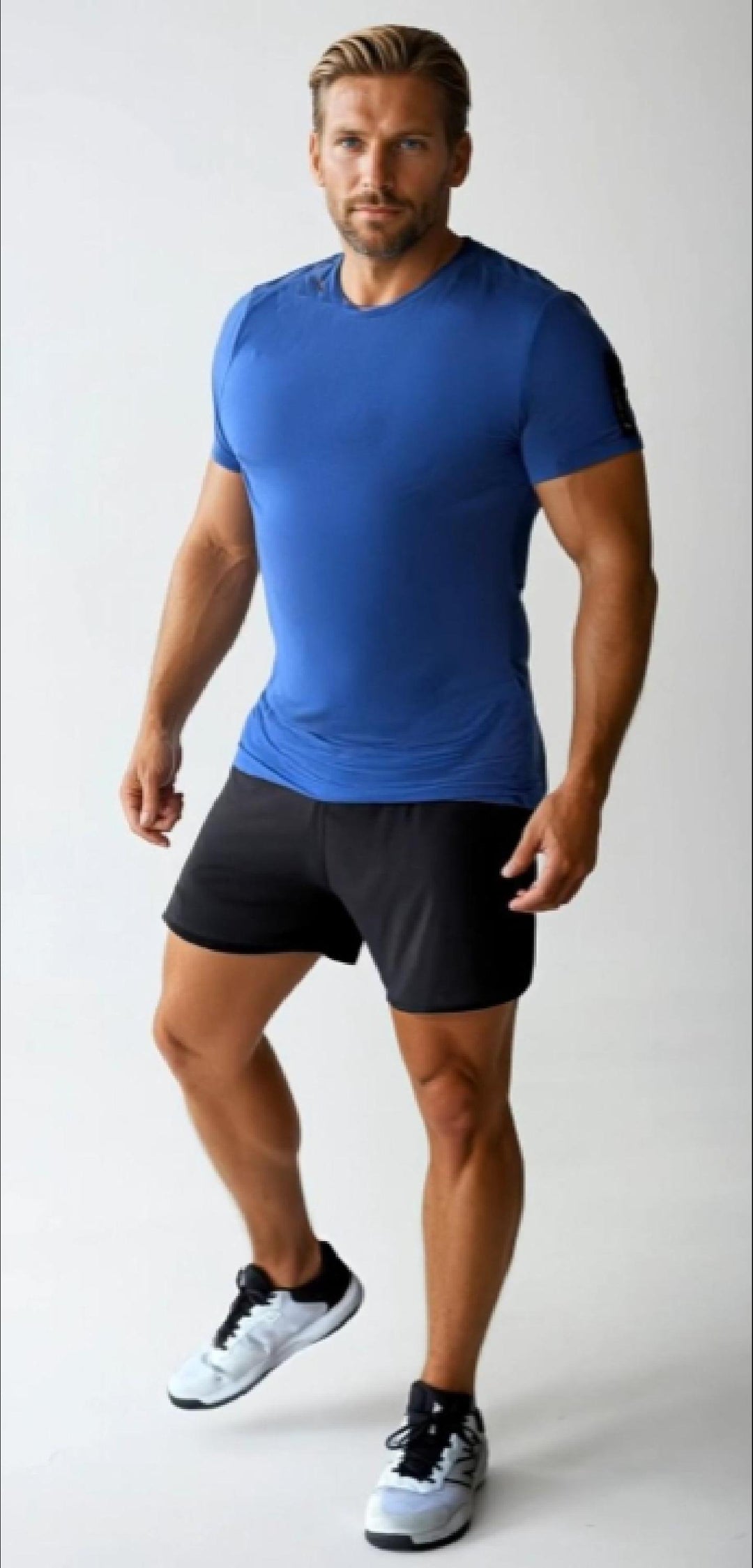 Triton Hybrid Short - Orca Black